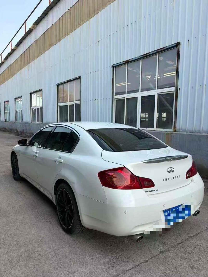 枣庄12年英菲尼迪G258