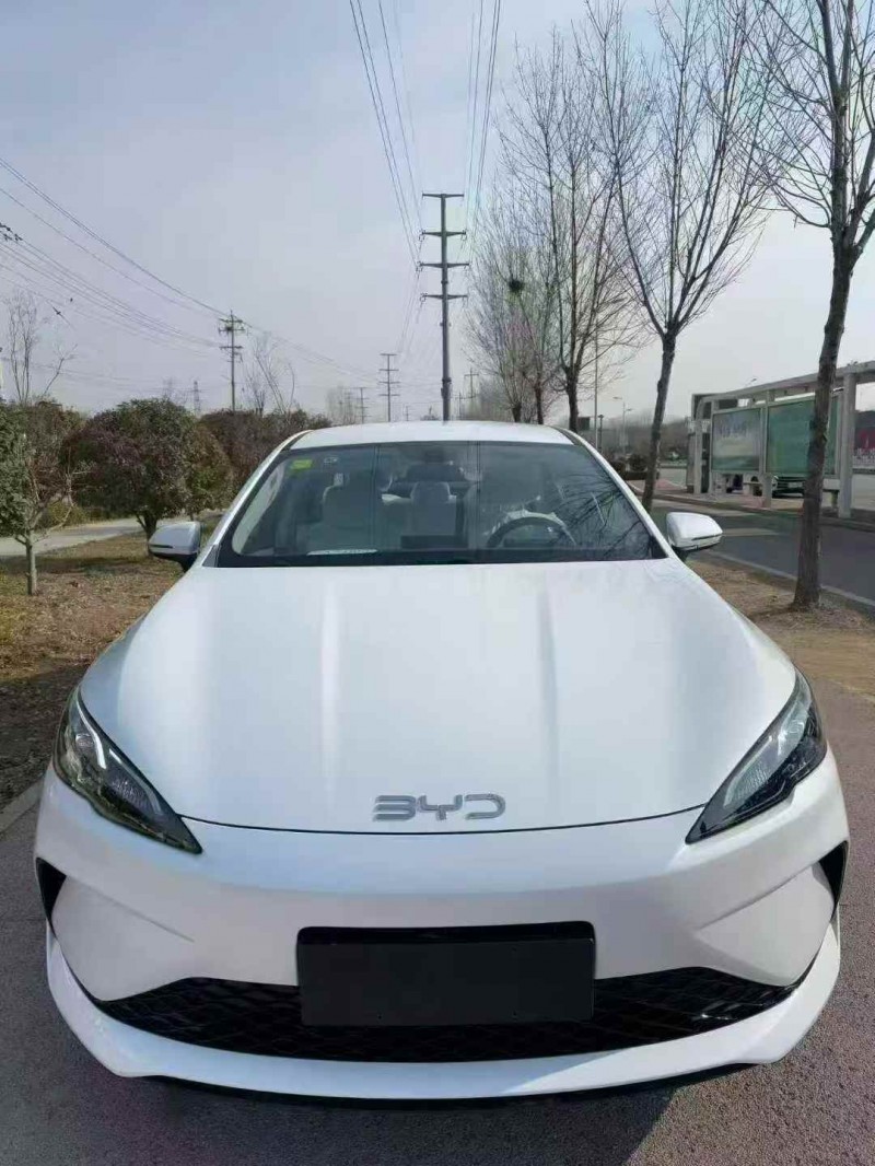 淄博25年比亚迪海豹1