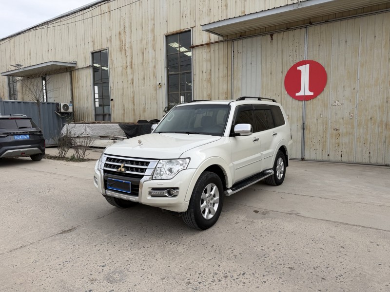 徐州20年三菱帕杰罗2