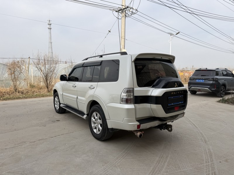 徐州20年三菱帕杰罗3