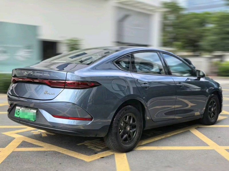 深圳25年比亚迪秦4