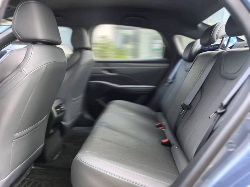 深圳25年比亚迪秦5