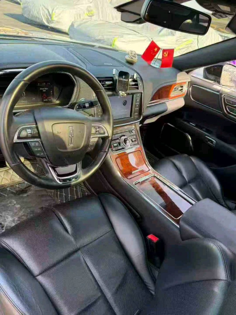 南京21年林肯大陆4