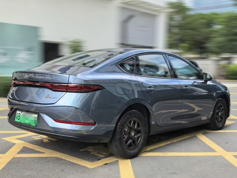 深圳25年比亚迪秦4