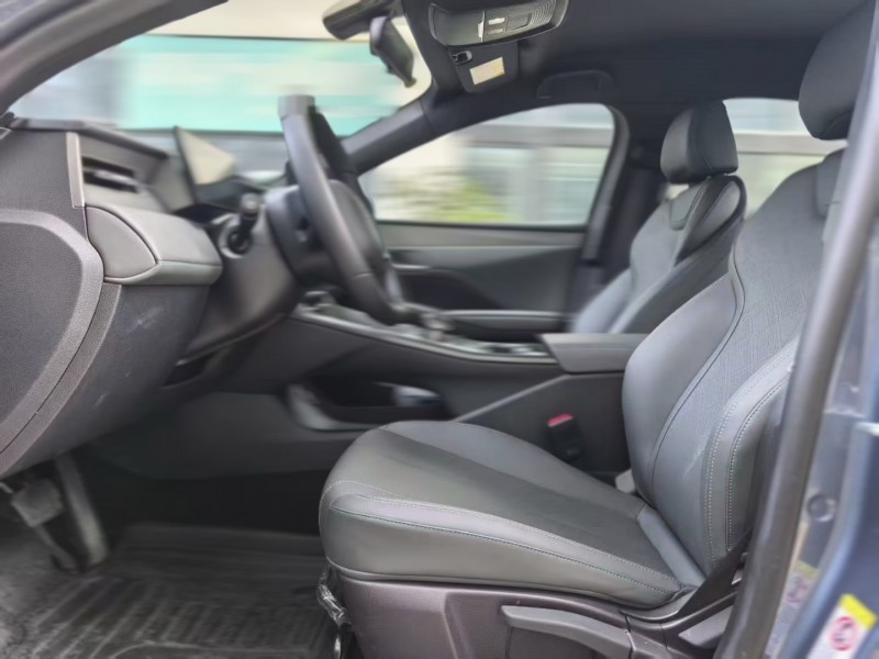 深圳25年比亚迪秦6