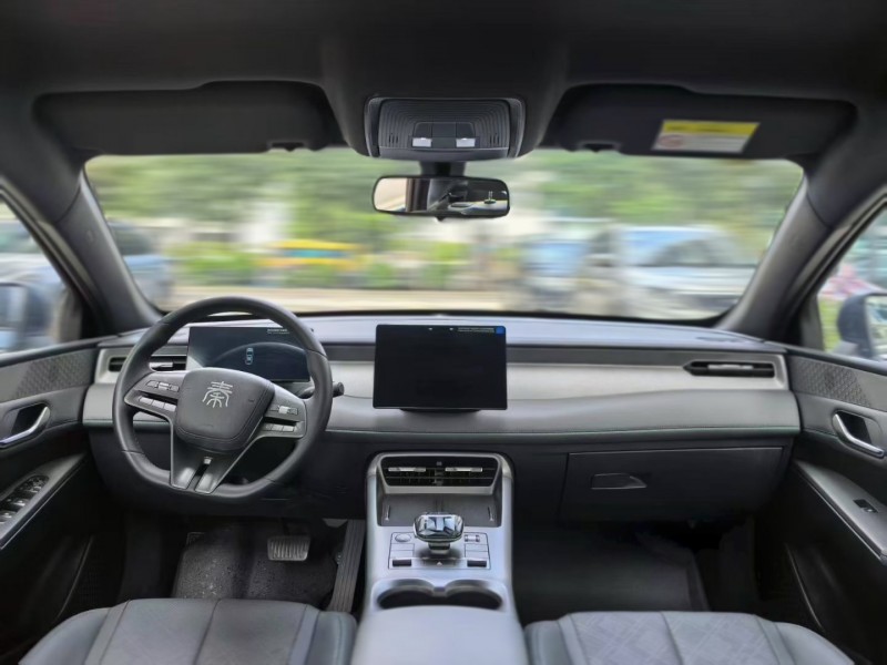 深圳25年比亚迪秦7