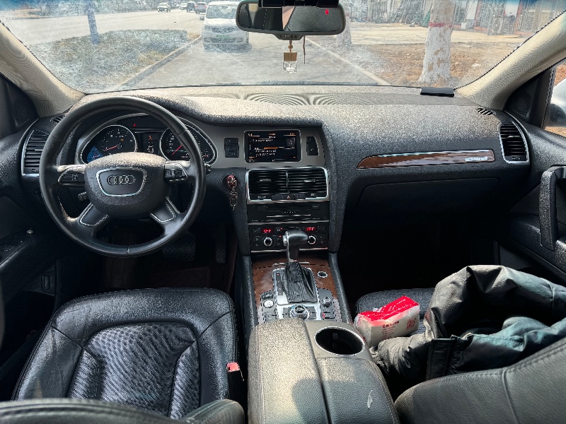 聊城12年奥迪Q73