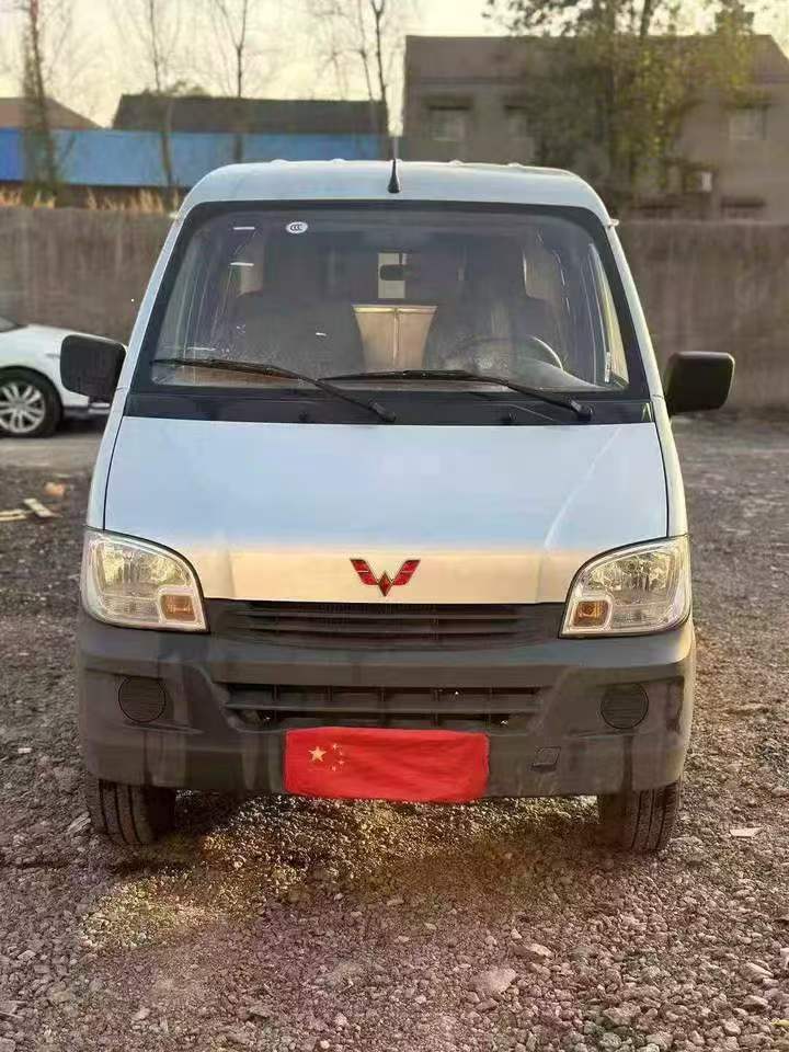 鹤壁22年五菱汽车宏光1