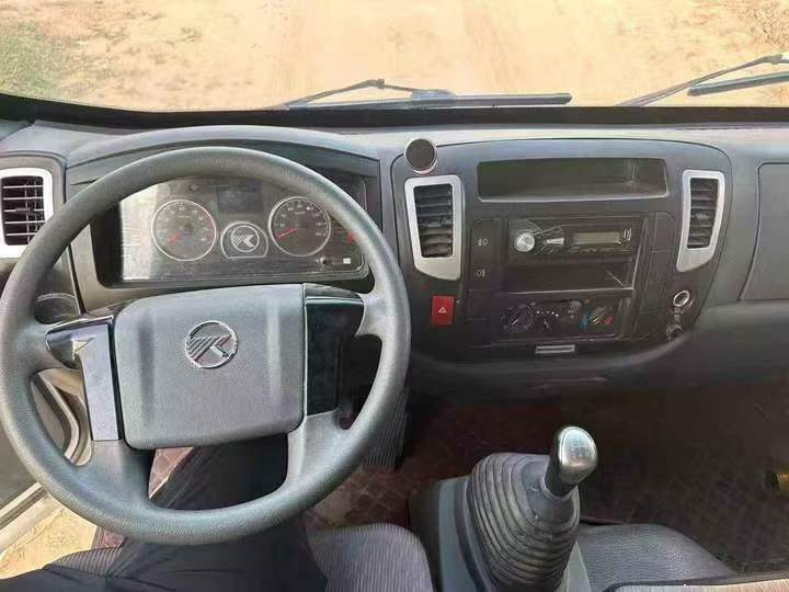 鹤壁23年凯马汽车锐航5