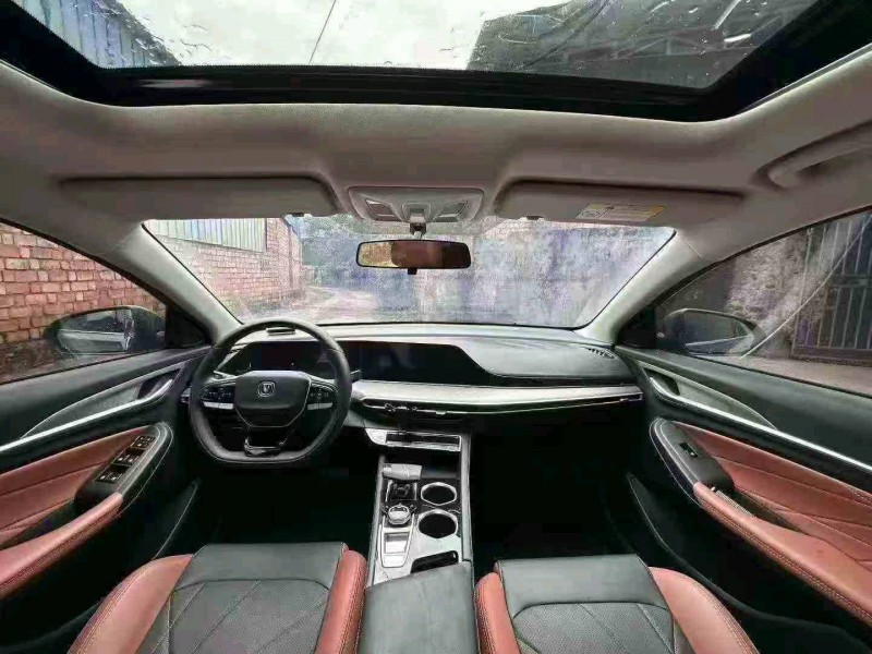 广元25年长安汽车逸动5