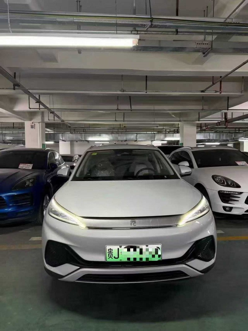 襄阳25年比亚迪元1