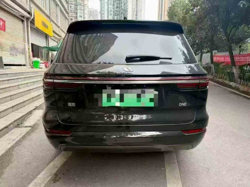 重庆21年理想理想ONE9