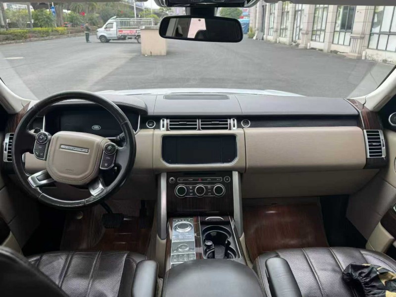 厦门17年路虎揽胜行政6