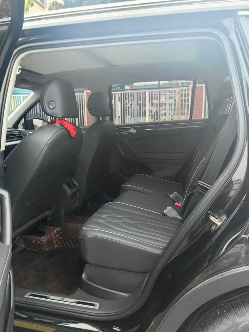 厦门24年大众途观8