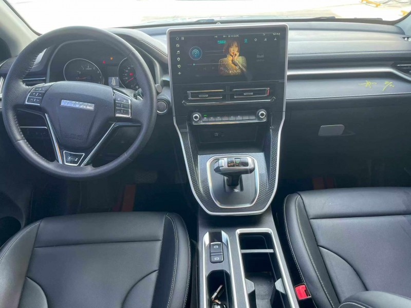 平凉23年哈弗M64