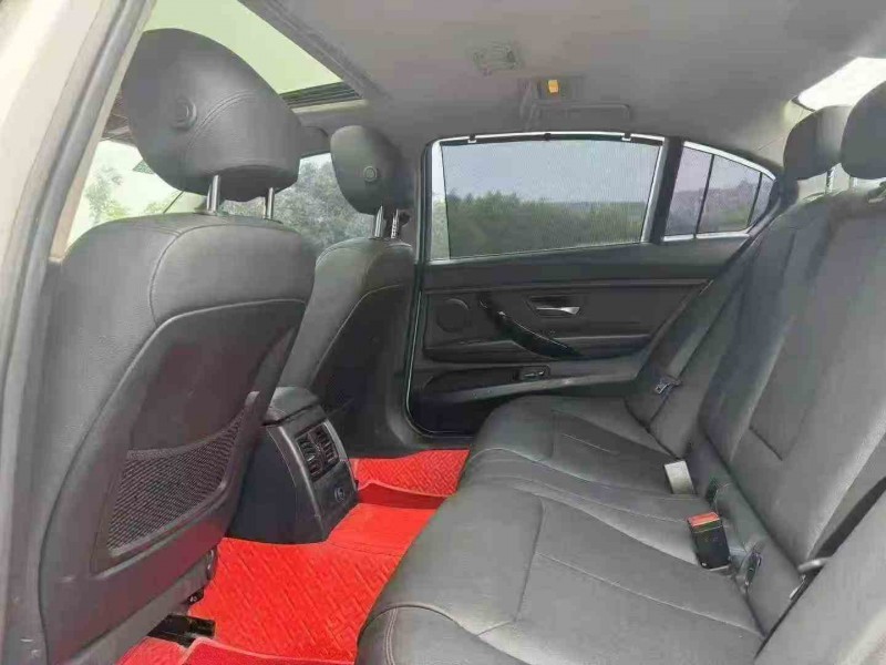 重庆17年宝马3系4