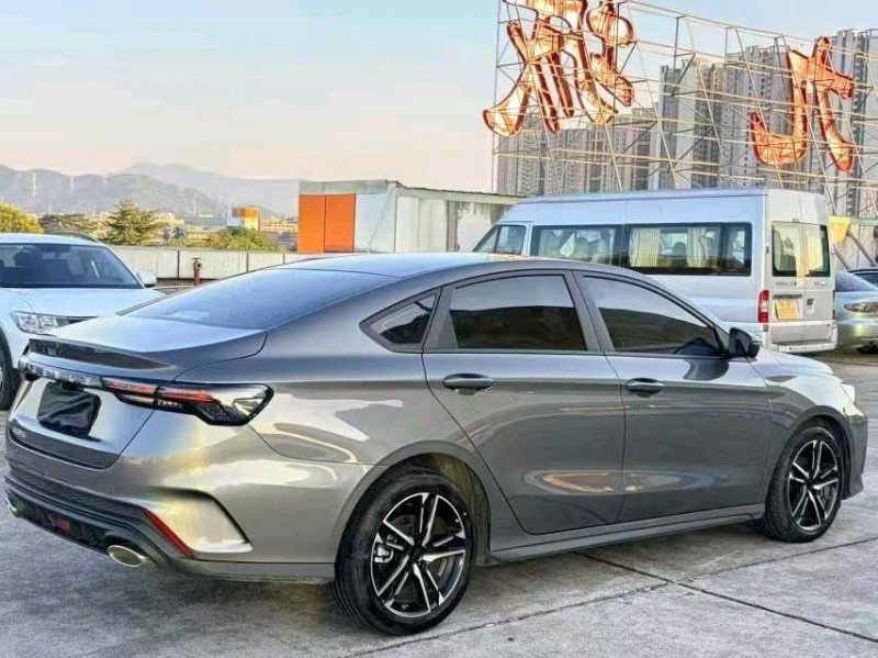 东莞25年吉利缤瑞8