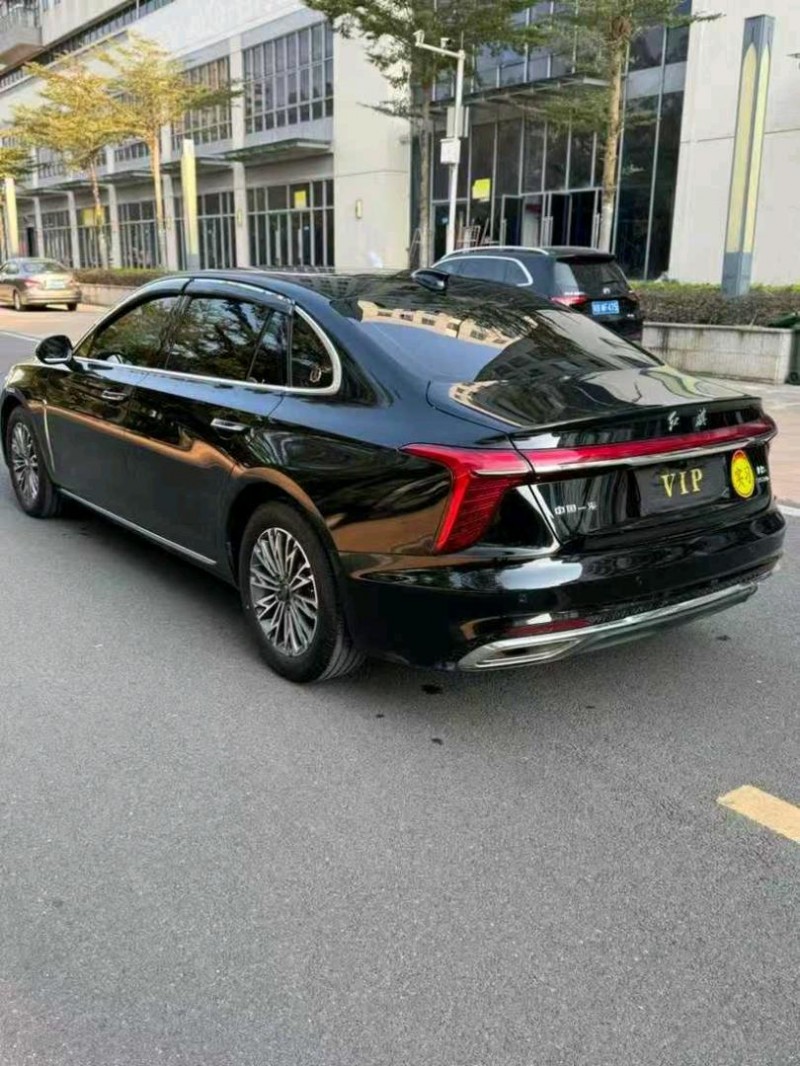 东莞25年红旗H55