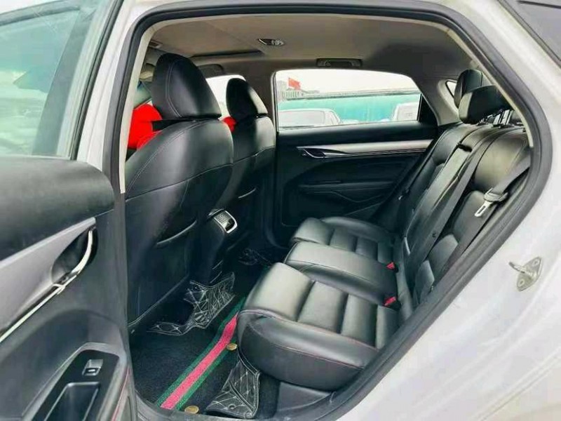 东莞19年吉利缤瑞6