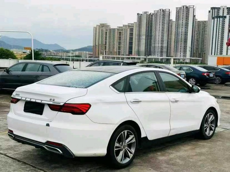 东莞19年吉利缤瑞8