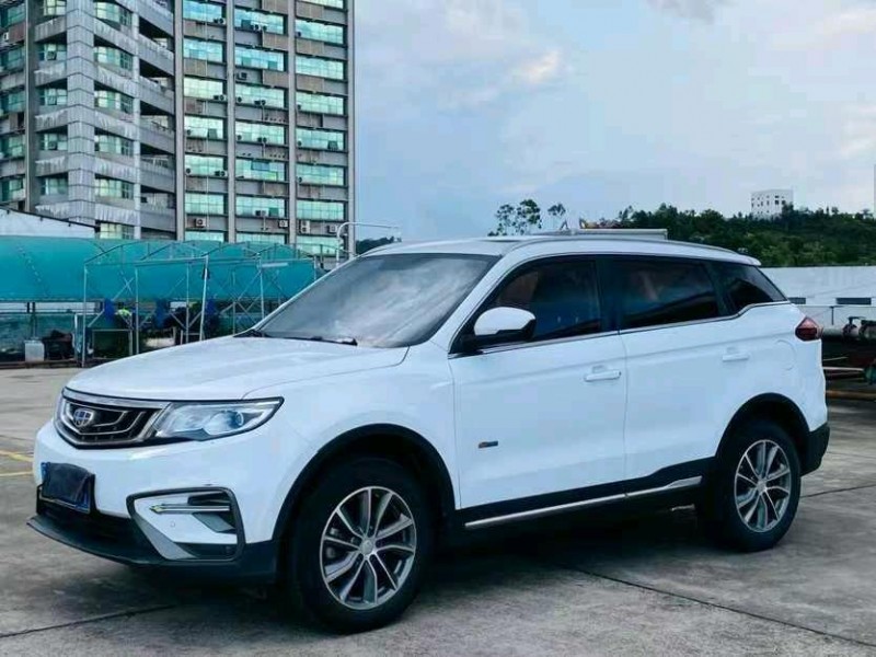 东莞19年吉利博越2