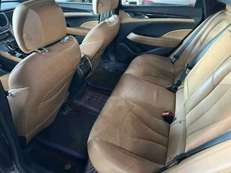 东莞17年别克君越9