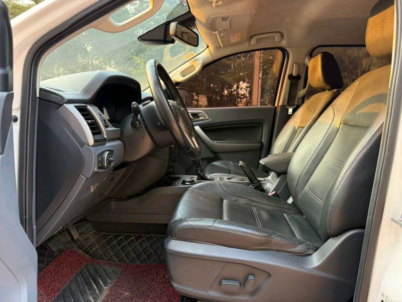 东莞16年福特撼路者4