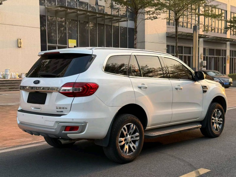 东莞16年福特撼路者8