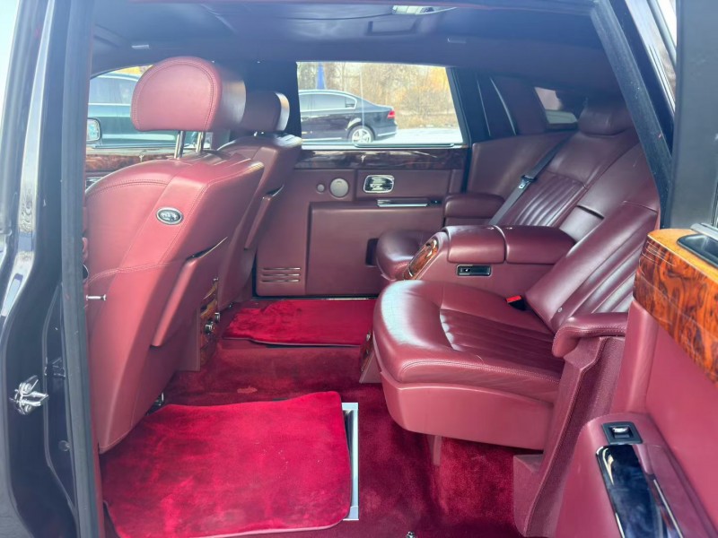 唐山10年劳斯莱斯幻影3