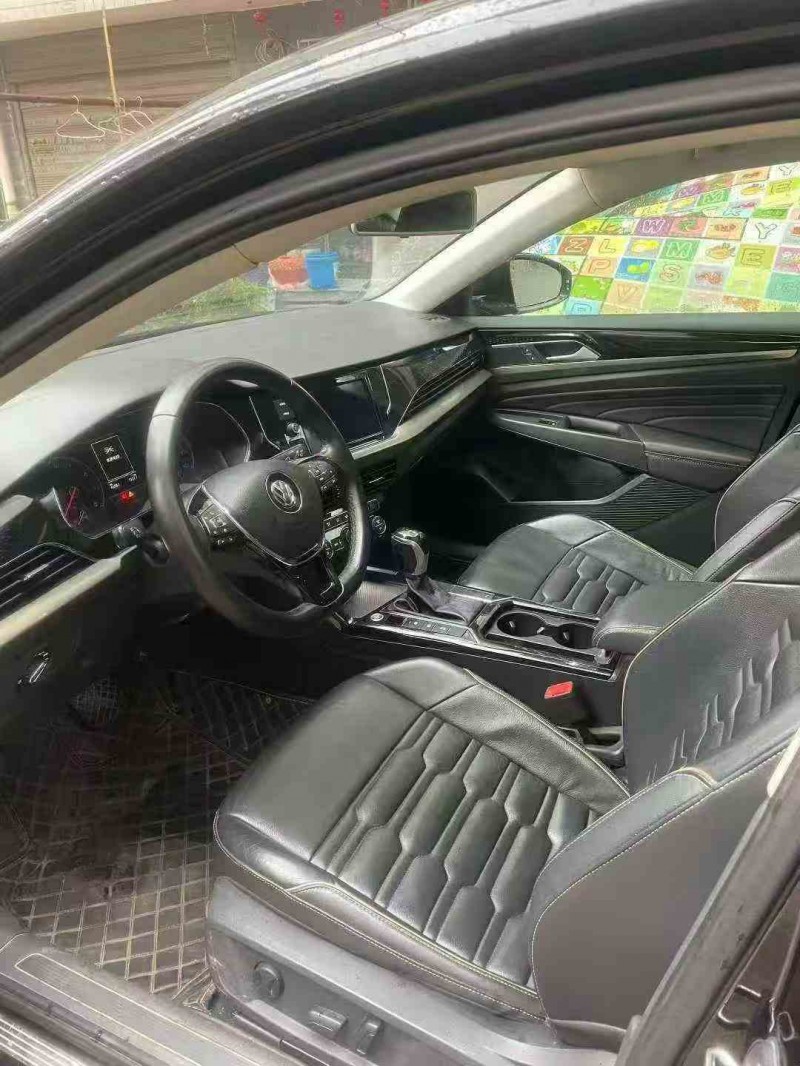 张家界19年大众帕萨特4