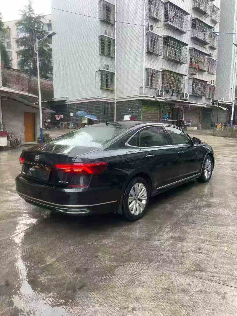 张家界19年大众帕萨特9