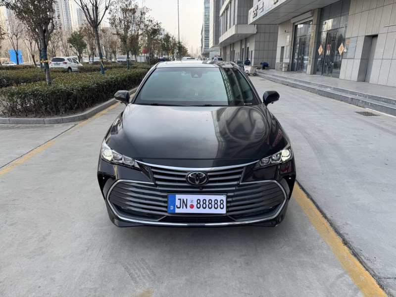 济宁20年丰田亚洲龙1