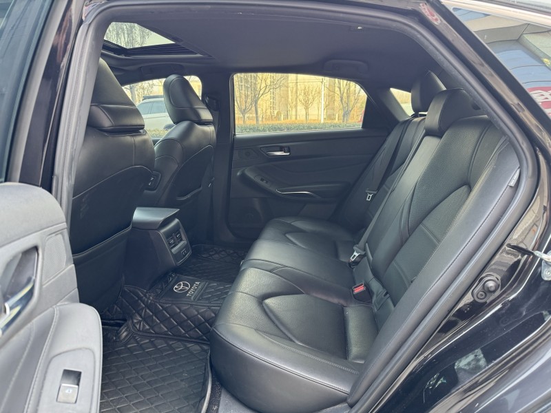 济宁20年丰田亚洲龙6