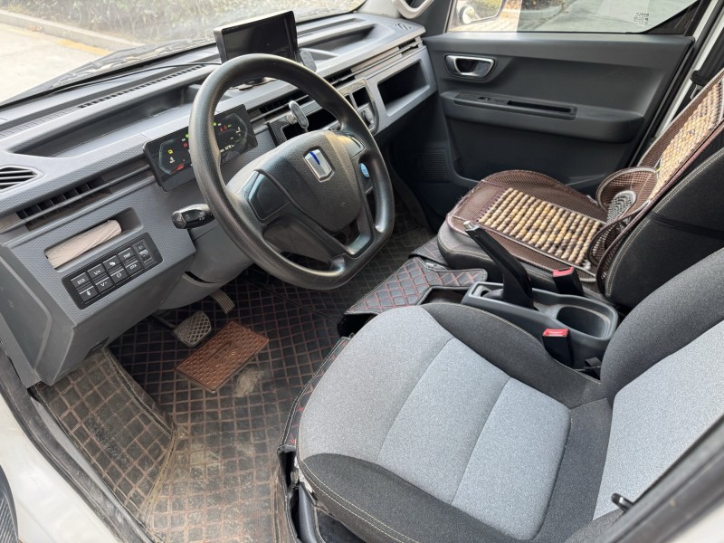 济宁23年吉利远程6