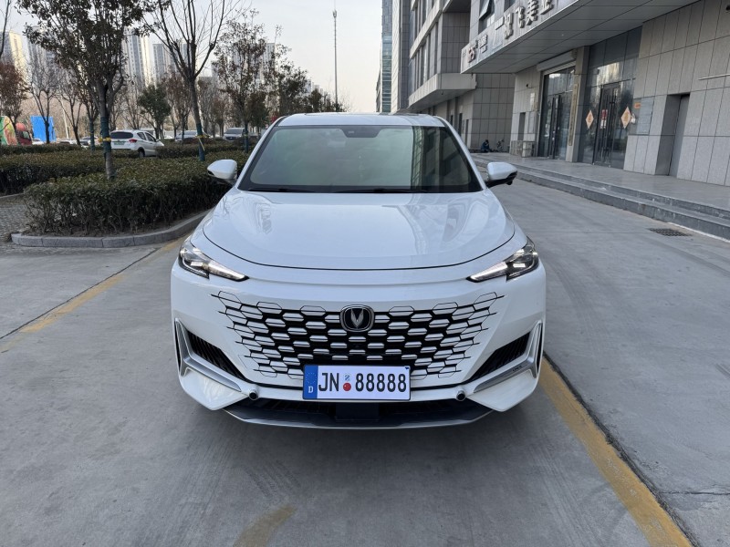 济宁22年长安汽车UNI1