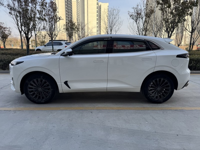 济宁22年长安汽车UNI7