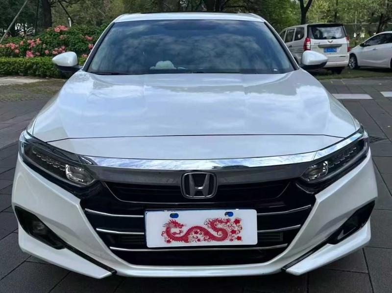 佛山22年本田雅阁1