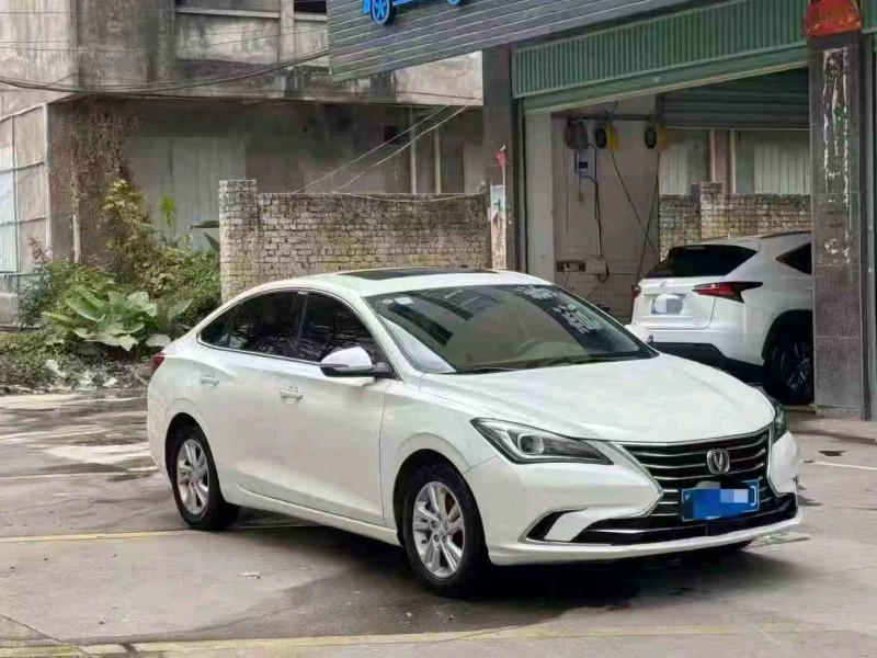 泉州20年长安汽车逸动3