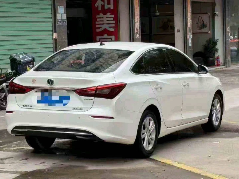 泉州20年长安汽车逸动9