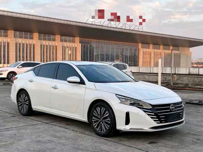 东莞25年日产天籁3