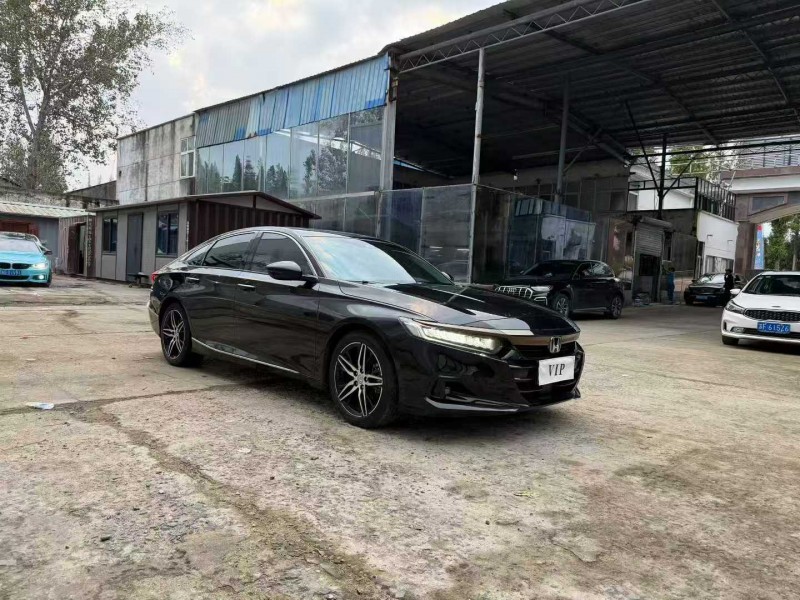 徐州23年本田雅阁3