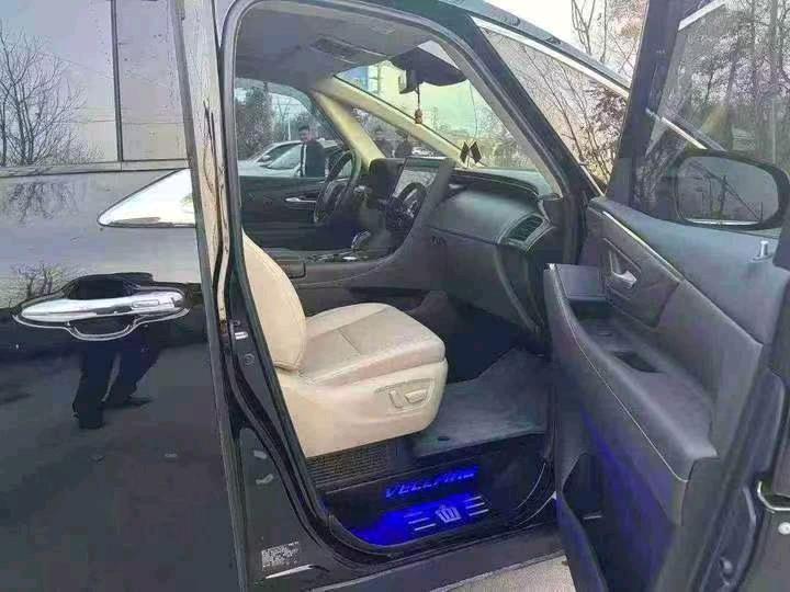 徐州24年丰田威尔法7