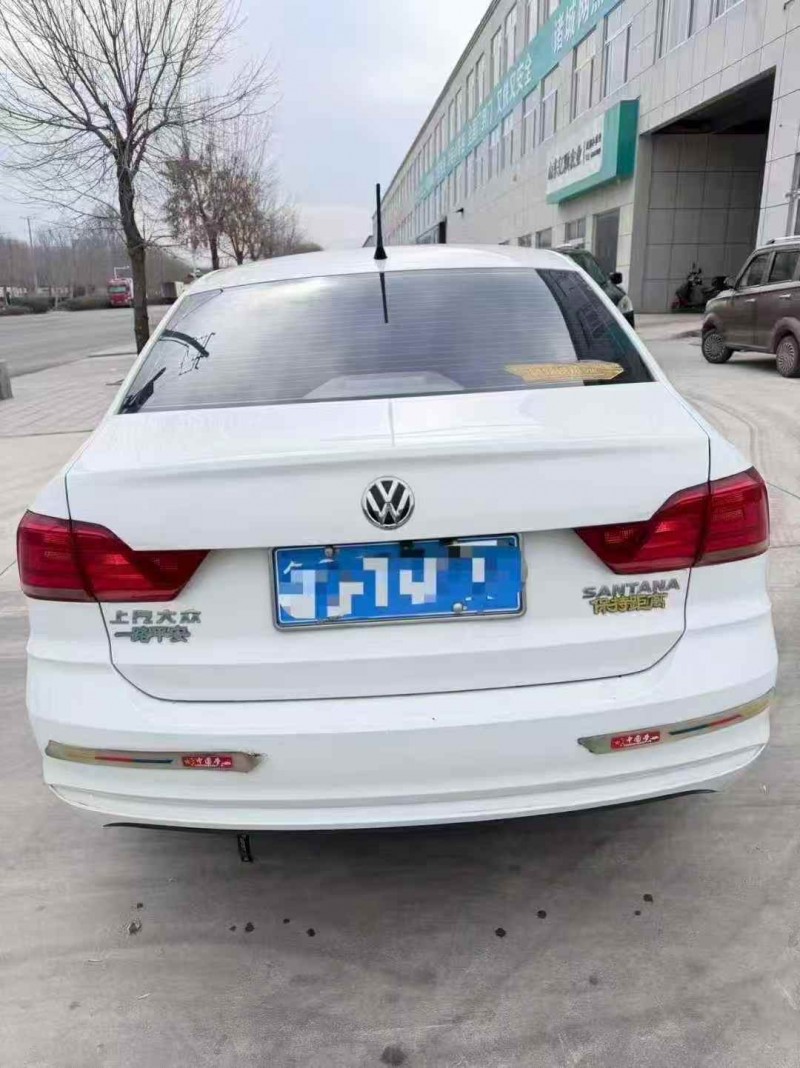 潍坊20年大众桑塔纳8