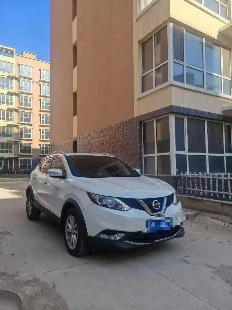 承德19年日产逍客3