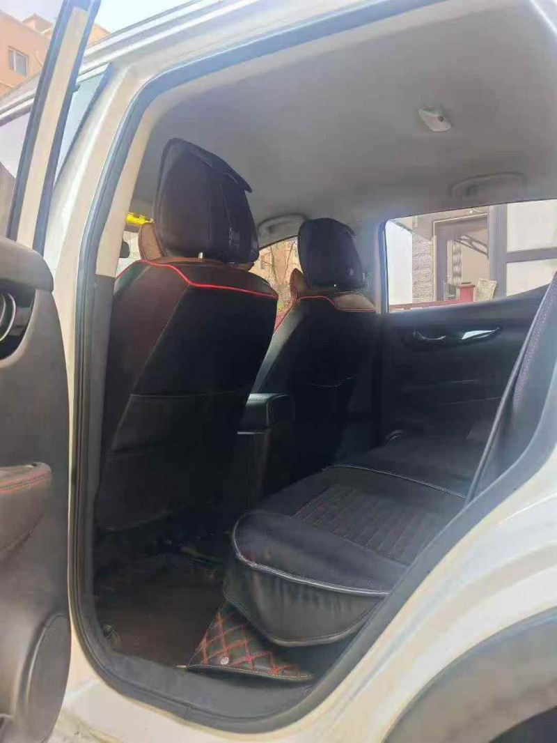 承德19年日产逍客5