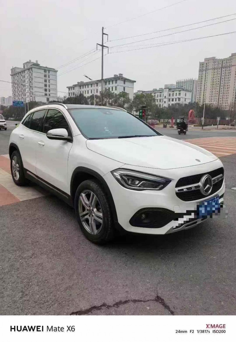 铜陵23年奔驰GLA3