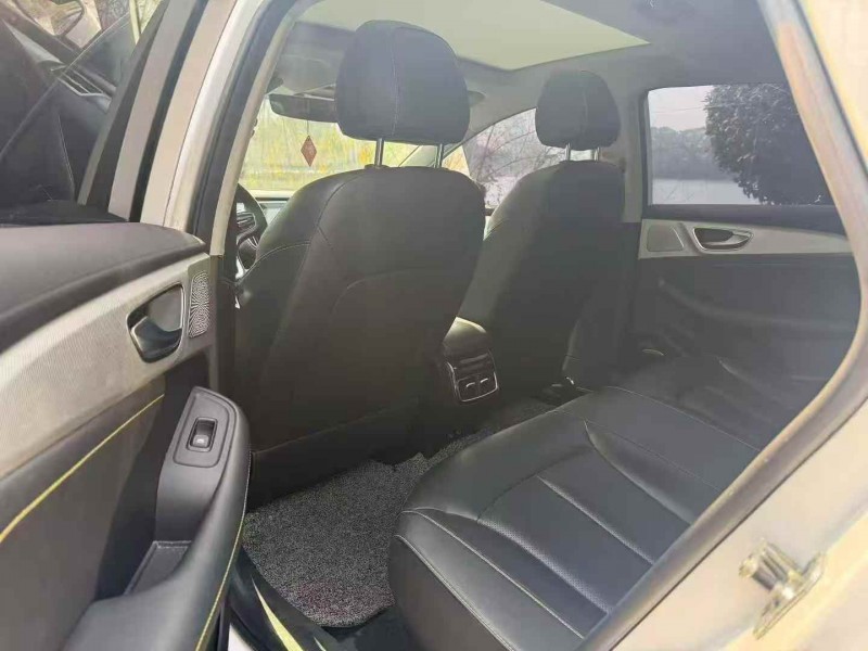 赣州24年荣威i65