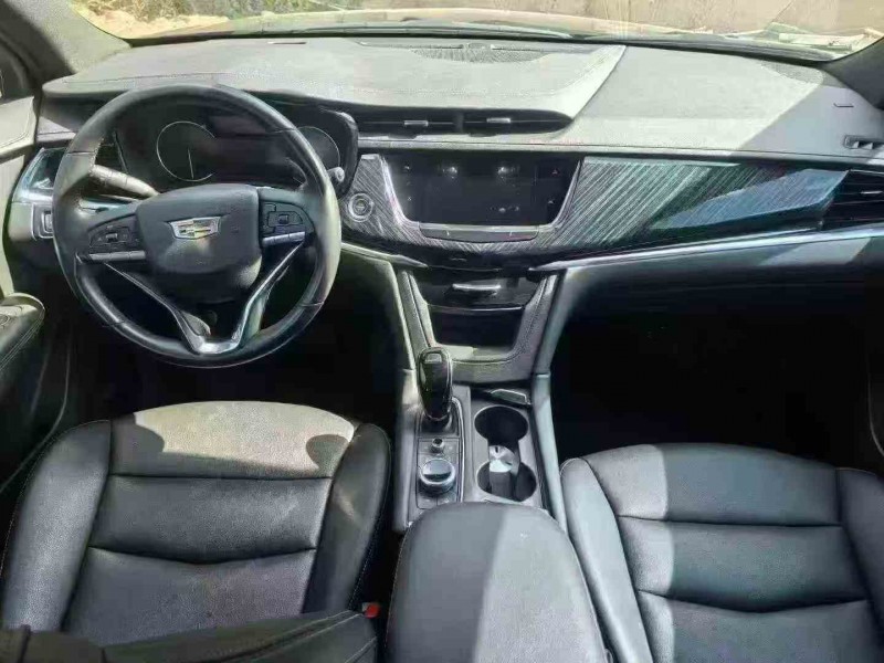 保山23年凯迪拉克XT67