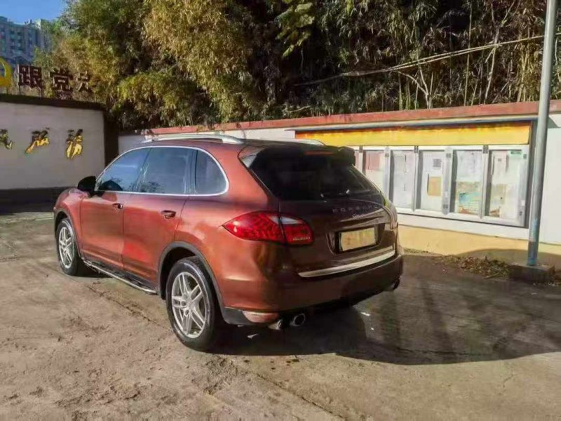 潍坊13年保时捷卡宴8