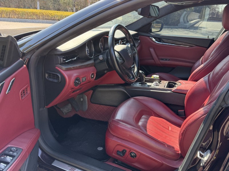 南通18年玛莎拉蒂总裁6